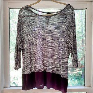 bobeau Black,and White 3/4 Sleeve Top Petite Medium